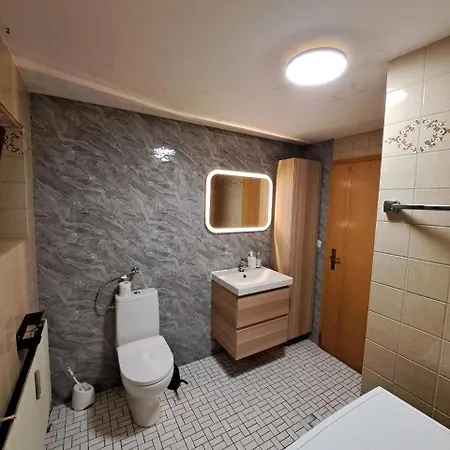 Arvin Apartment